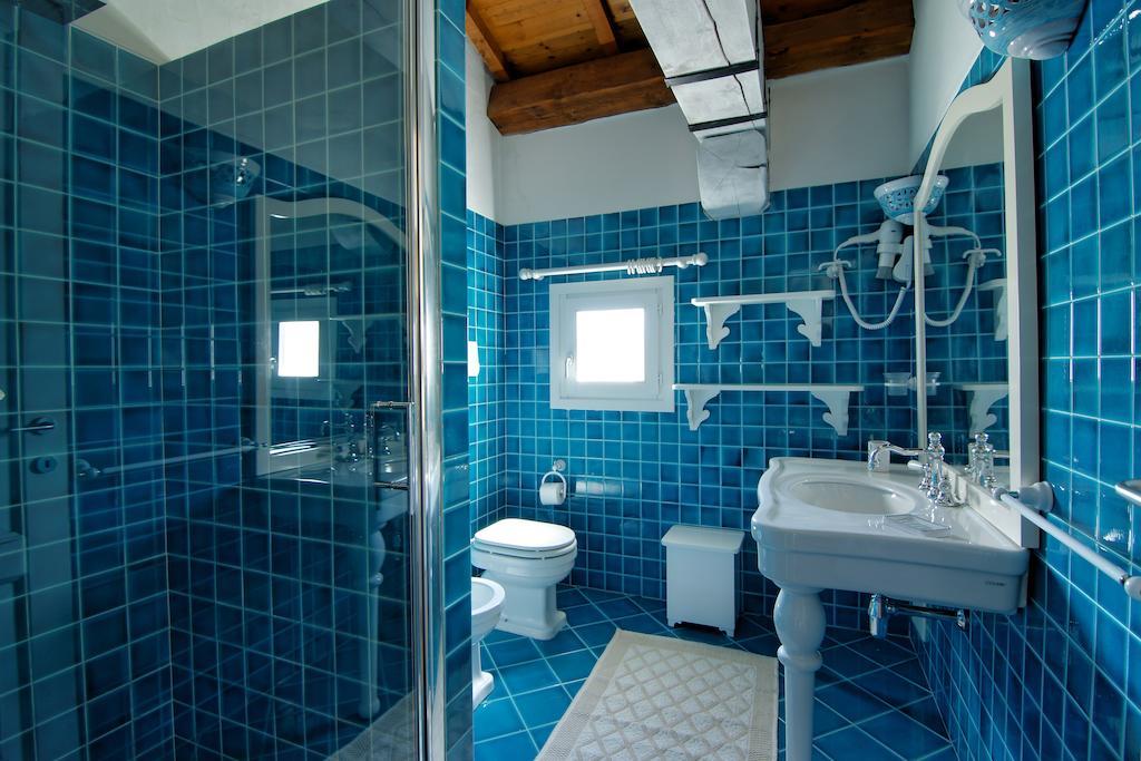 Domus Corallia-Luxury Rooms Порто Ротондо Стая снимка