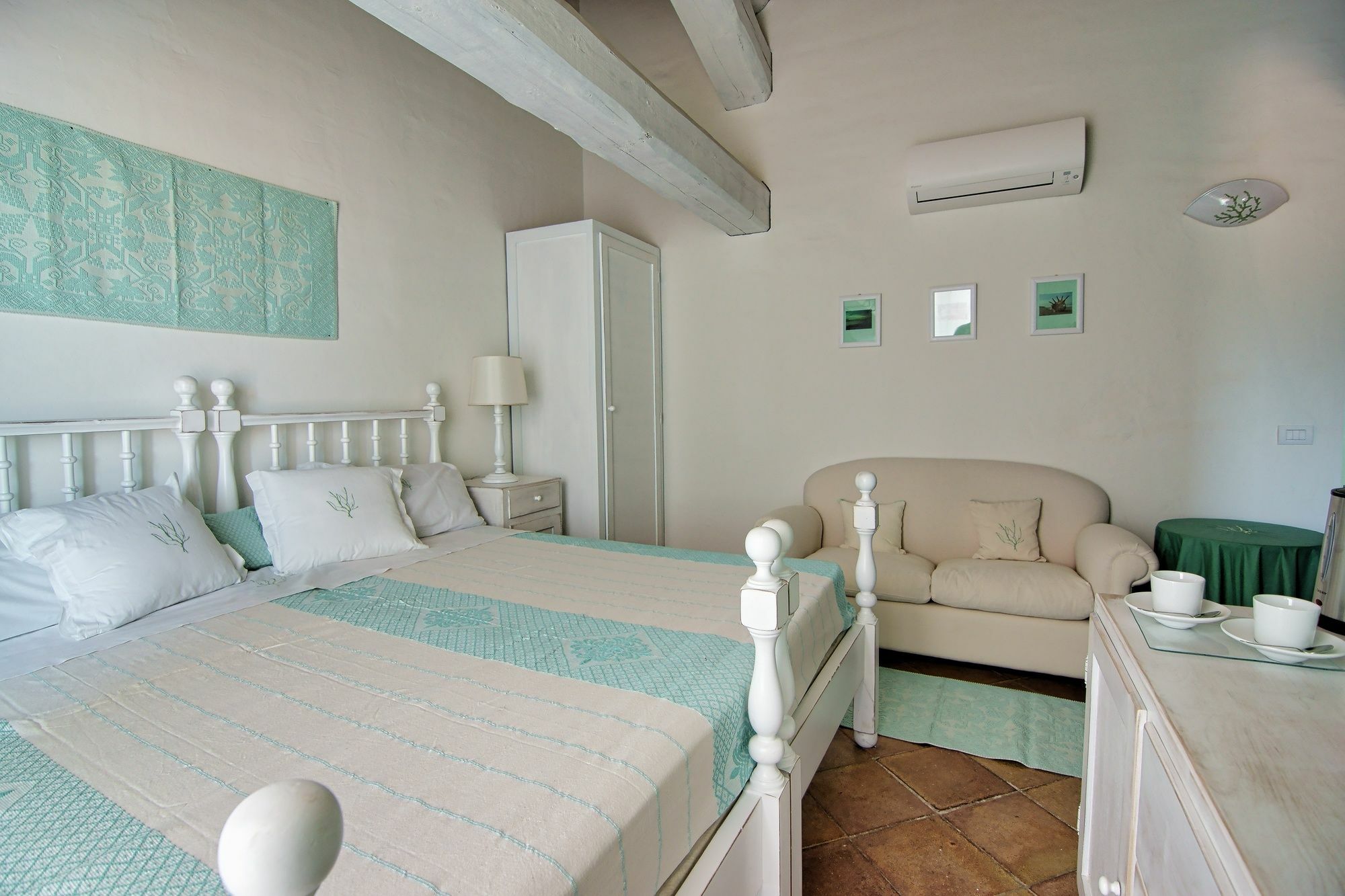 Domus Corallia-Luxury Rooms Порто Ротондо Екстериор снимка